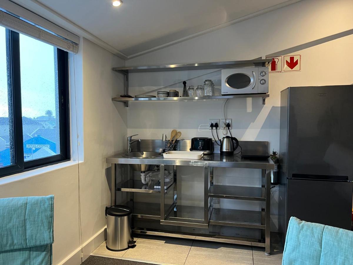 Waterfront Studio Apartment No 5 ヘルマナス エクステリア 写真